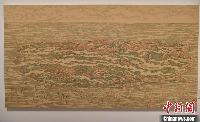 《两岸半屏山》钢笔画作品展现的台湾高雄半屏山分卷 范宇斌 摄