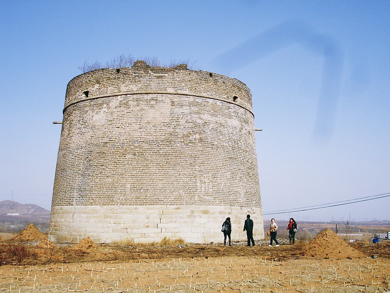 长城防卫的哨所——三台子烽火台