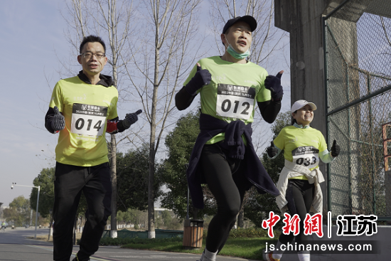 参赛选手在比赛中。尹承诚 摄 参赛选手在比赛中。尹承诚 摄