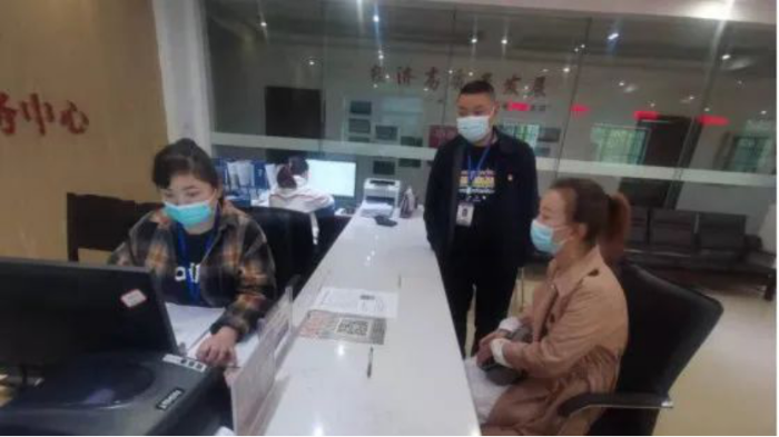 遵义市红花岗区为辖区台胞成功办理医疗保险296 遵义市红花岗区为辖区台胞成功办理医疗保险296