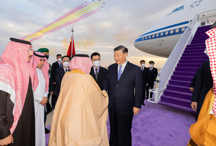 習近平抵達利雅得出席首屆中國－阿拉伯國家峰會、中國－海灣阿拉伯國家合作委員會峰會並對沙特進行國事訪問