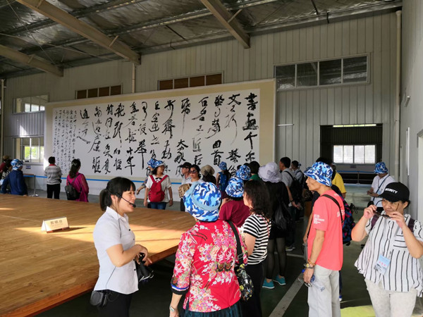 台湾高雄市新移民发展协会来泾县参访