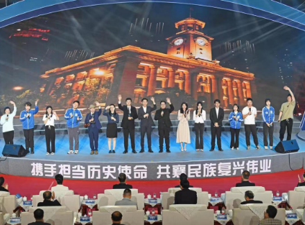 第五屆海峽兩岸青年東湖論壇在武漢舉行