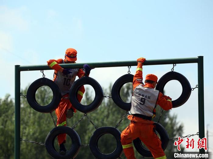 吉林森林消防举办实战技能比武磨砺血性韧劲