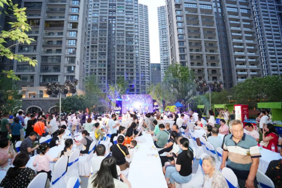 台企好邻居商贸楚天生活节让利市民713