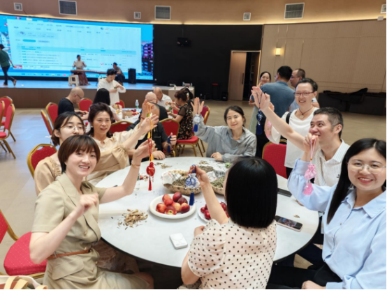 叙传承、增情谊、话振兴——遂宁市开展“品味粽香·共话振兴”港澳台同胞端午联谊活动43