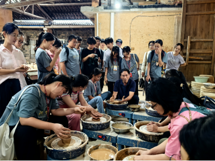 （新闻稿）禅韵绵绵泽两岸 秀水悠悠迎台青--第四届赣台（宜春）禅宗文化暨台湾青年学生交流团在宜春参访912