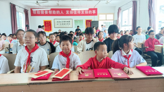 台胞兴泽助学安徽歙县莘莘学子二十七载665