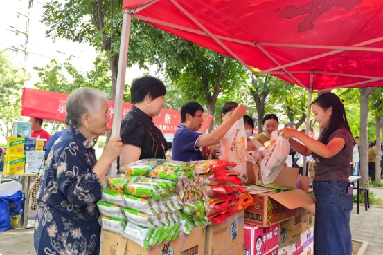 特色市集 共庆华诞 省市台办、港澳办交往交流处支部联合开展双报到活动458