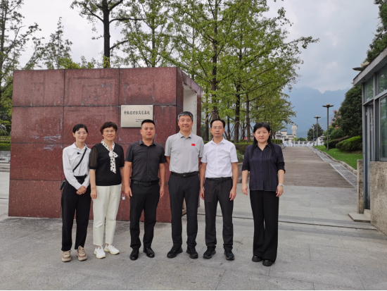 省台办一行到池州调研交流基地77 省台办一行到池州调研交流基地77