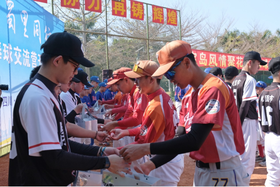 2025川臺(tái)青少年棒球交流營(yíng)在四川攀枝花開營(yíng)（配圖送審）736