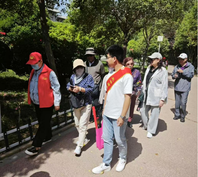 “情暖母亲节·同心话亲情”_—开封市龙亭区台办开展孝老敬亲活动115