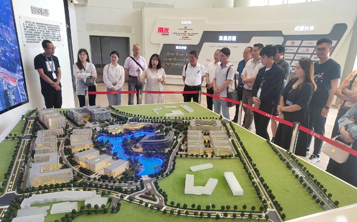 3 听取用友产业园（南昌）介绍