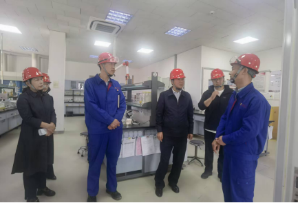 深入基层摸实情  现场办公解难题114