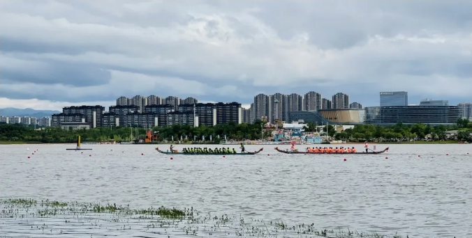 2025-05 “昌融壹家队”参加2025南昌国际龙舟赛侧记1