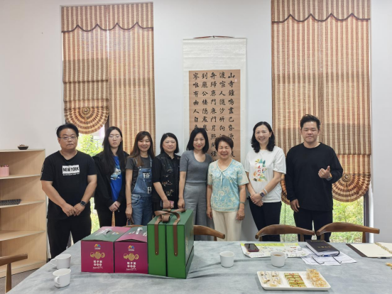 襄州区台办开展端午节走访慰问台企台胞台属活动266