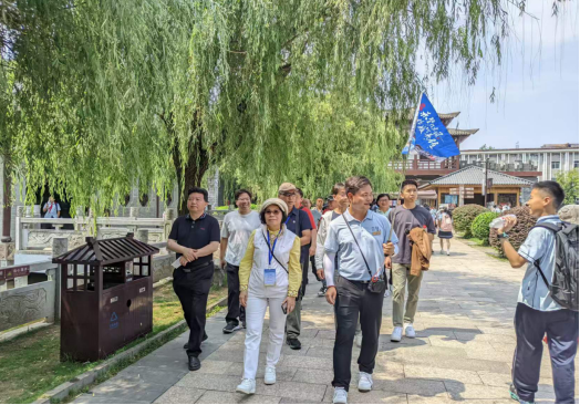 两岸青年齐聚咸宁 共赴225