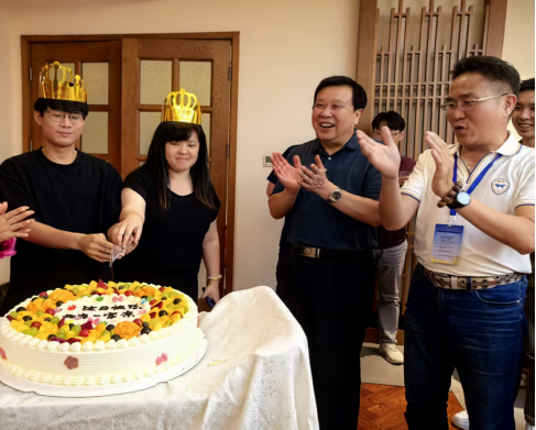 两岸青年齐聚咸宁 共赴888