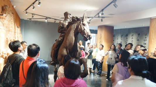 台湾同胞走进襄阳沉浸式体验古城文化魅力336