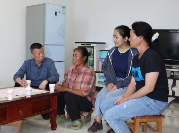 省委台办在墨江县召开2025年省级单位定点帮扶第1 次联席会议并开展驻村队员轮换及调研工作------新闻稿829