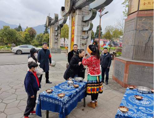 3.台湾红瓦歌舞团到泸州古蔺箭竹苗族乡考察交流23