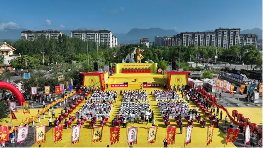 1.寻根大禹故里 第七届海峡两岸大禹文化交流活动在四川北川举行30