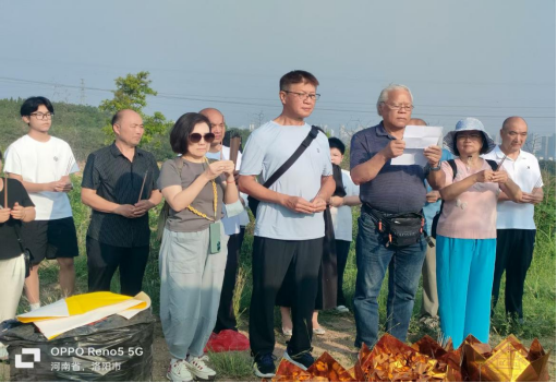 血脉相连情意浓 家乡父老迎亲人——伊川县台胞回乡探亲修改97