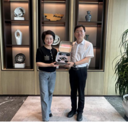 台湾嘉义市妇女联合会主委萧淑丽一行来吉参访交流