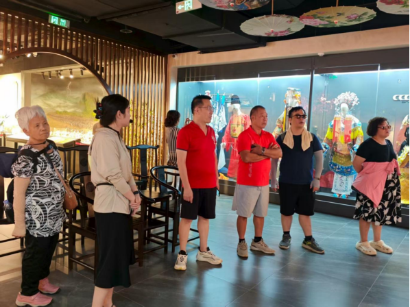 台湾海峡两岸观光创生交流协会参访团到枣阳交流73