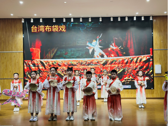 雨花区王家冲小学：涉台教育开学第一课新闻稿365