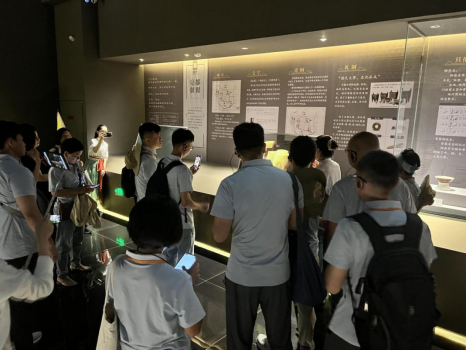 7.2025年台湾青年“品读郑州 ”交流活动走进管城东城垣遗址博物馆402
