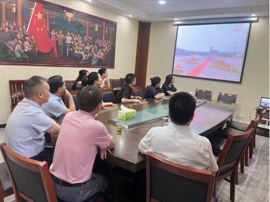 十堰市郧西县组织台胞台属共观阅兵盛典160