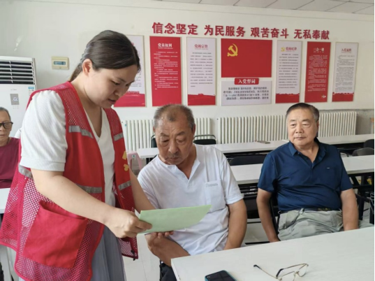 上街区台胞台属参加中元节文明祭祀宣传活动99
