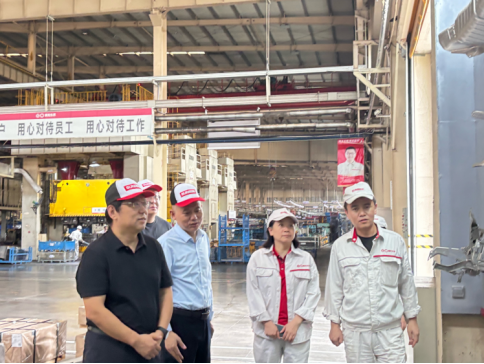 9.11市委台办主任李曙东一行赴高新区开展台资企业调研活动57