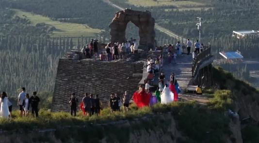 朔州：广武长城成假期热门打卡地 (1)211