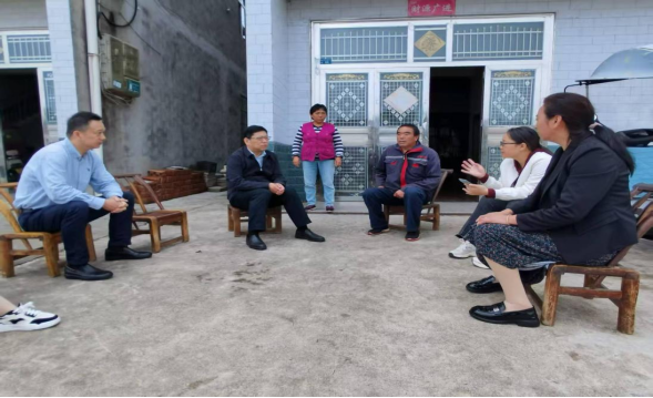 襄阳市台办赴帮扶村开展走访调研工作56 襄阳市台办赴帮扶村开展走访调研工作56