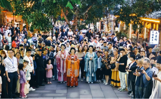 3.两岸同胞“潮玩拜月祭”中秋拜月大典暨第三届柳江古镇明月节成功举办316