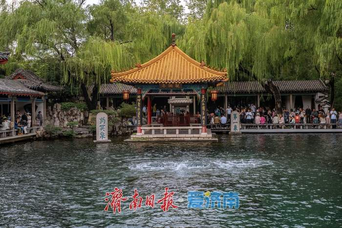 半个月涨了1米,济南趵突泉水位再创新高124 半个月涨了1米,济南趵突泉水位再创新高124