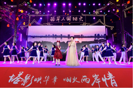 一轮满月映古塔 两岸千里共婵娟1197