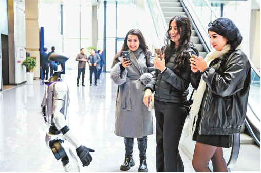 河南要闻25.10.294047