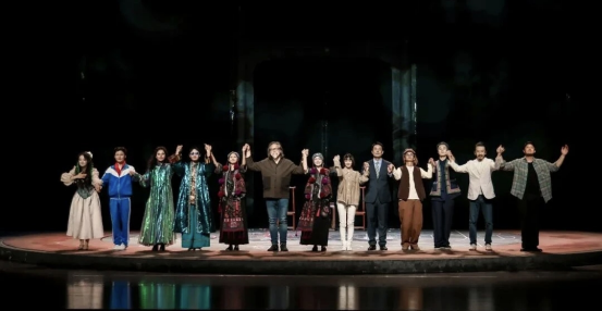 台胞台属共赏赖声川剧作《镜花水月》(1)186 台胞台属共赏赖声川剧作《镜花水月》(1)186