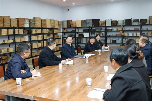 刘宁到开封兰考县杞县龙亭区宣讲全会精神并调研时强调深入学习贯彻党的二十届四中全会精神 加快发展县域主导产业推进乡村全面振兴