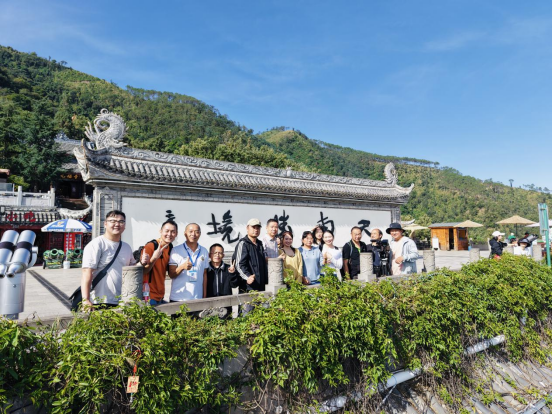 4.花开两岸 情满凉山台湾《大陆寻奇》节目组探寻彝乡新貌29 4.花开两岸 情满凉山台湾《大陆寻奇》节目组探寻彝乡新貌29