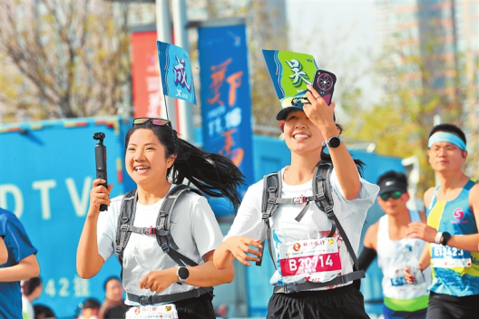 河南要闻25.11.181590