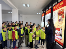 青少年宫参观台企活动新闻稿604 青少年宫参观台企活动新闻稿604