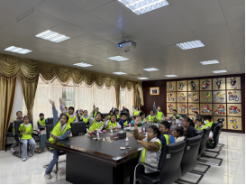 青少年宫参观台企活动新闻稿877 青少年宫参观台企活动新闻稿877