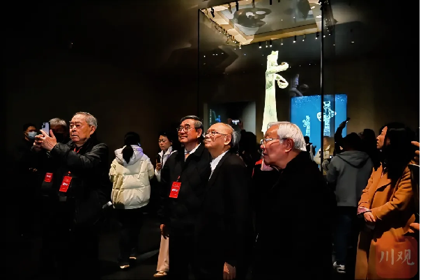 3.台湾各界人士参访四川 感受先进制造实力与中华古老文明魅力105