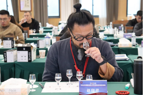 4.2025川台白酒酿造技术学徒制实践研修班在泸州成功举办571 4.2025川台白酒酿造技术学徒制实践研修班在泸州成功举办571