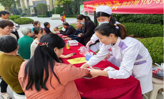 中牟新区台办携手台属代表走进社区 (1)175