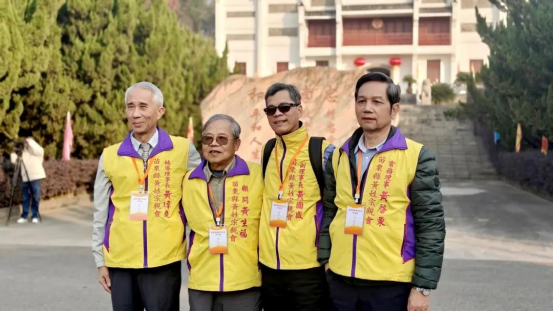 台湾苗栗黄姓宗亲回江夏寻根祭祖287 台湾苗栗黄姓宗亲回江夏寻根祭祖287